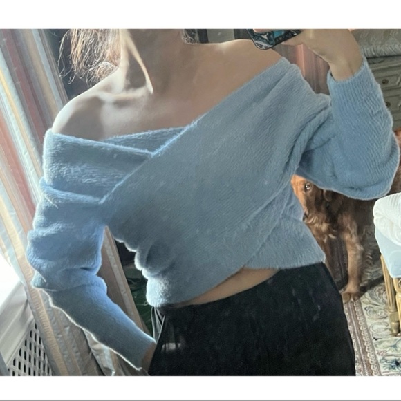 Fuzzy misty blue crossover sweater - Picture 3 of 5